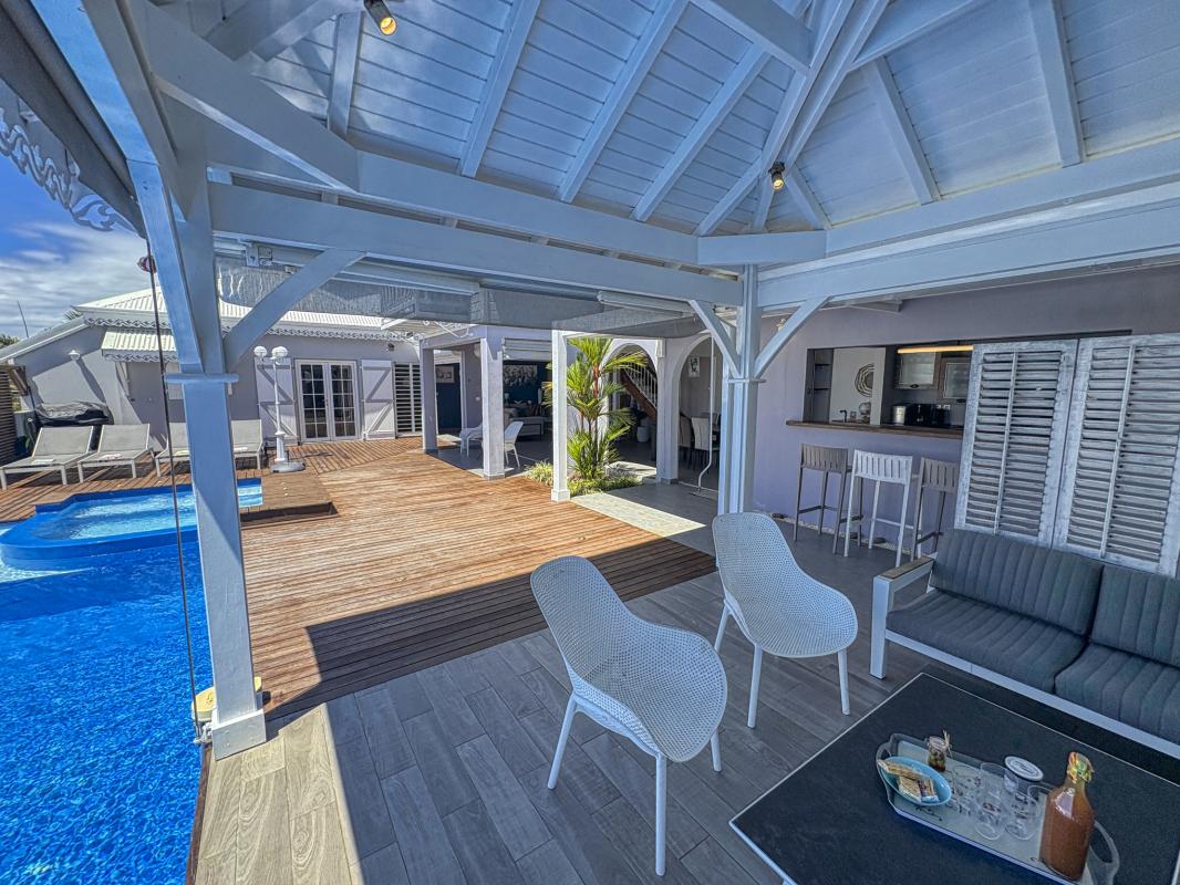 11.Location villa piscine Sainte Anne Guadeloupe_Vue mer